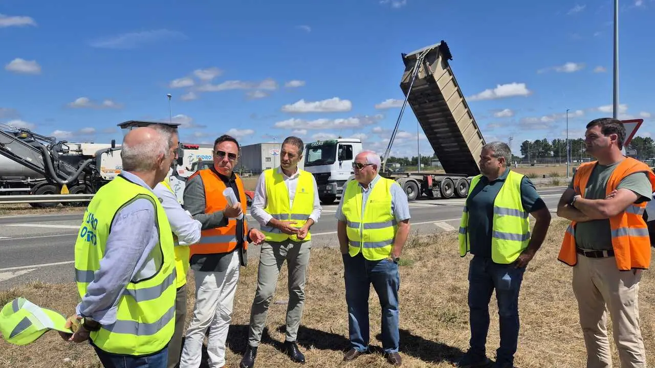 060826 Obras en la carretera de Castro de Rei a Outeiro de Rei