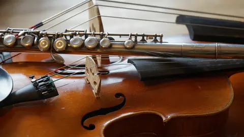 Violín, música