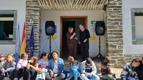 Santiago Soria, pregonero de la Feira de Artesanía e Produtos da Zona de Triacastela