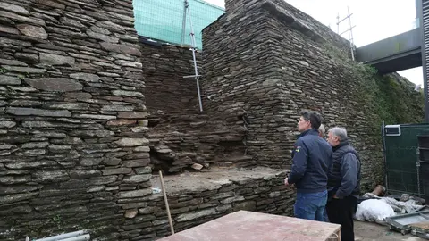 Escaleira Muralla en Praza de Ferrol. Javier Arias