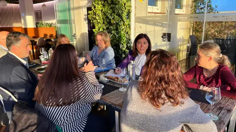 REUNIÓN AXENCIAS TURÍSTICAS-GUÍAS