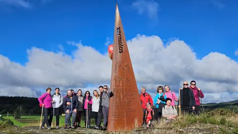 FOTO GUITIRIZ 2 - A volta do programa ‘Guitiriz en Ruta’ reúne a 17 participantes na andaina ‘Camiñando entre provincias’