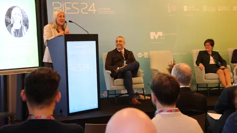 141124 Apertura Fórum RIES