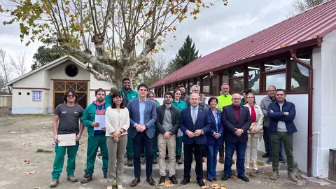 Clausura de los obradoiros de albañilería y carpintería de Monforte