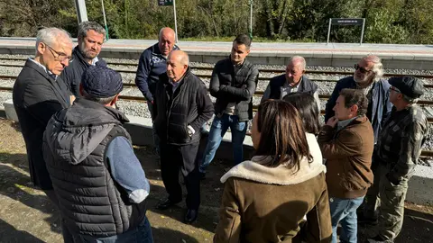 Los populares lamentaron la gestión de la línea ferroviaria a su paso por Pantón