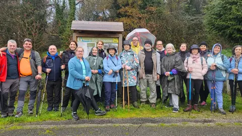 FOTO 2 GUITIRIZ - A última saída da tempada do programa ‘Guitiriz en Ruta’ reúne a 19 participantes na Ruta do Río Requeixo