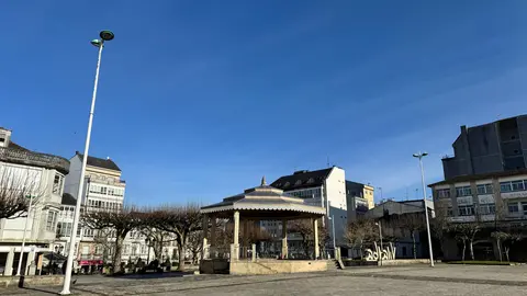 VILALBA_FAROLAS_PRAZA_CONSTITUCION