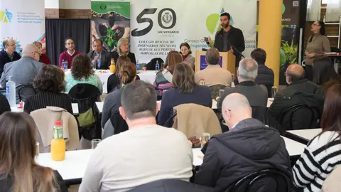 Encuentro «Coidando da terra, coidamos da xente», celebrado en la Politécnica