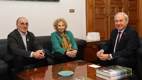 050225 Recepción nova directiva AECC Lugo