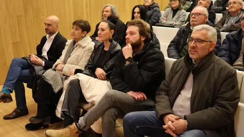 060225 Presentación da obra Hildegart da Fundación Luís Tilve