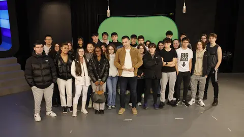 120225 Visita Leiras Pulpeiro á produtora da Deputación