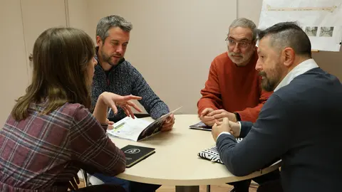 Rubén Arroxo, durante la reunión mantenida con la directiva de la Rede de Cidades que Camiñan