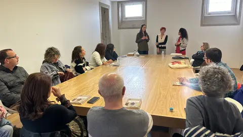Maite Ferreiro visitó el Club de Lectura de O Vello Cárcere
