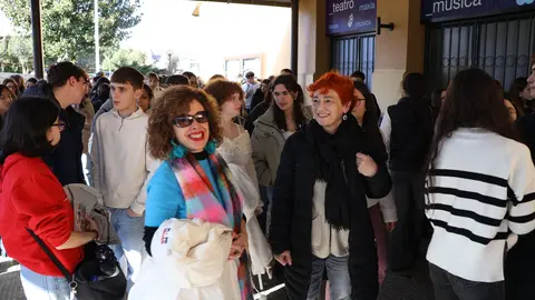 La concelleira Maite Ferreiro asistió al Festival de teatro grecolatino en el auditorio Gustavo Freire