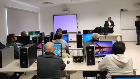 Alumnos sénior de la UNED de Lugo