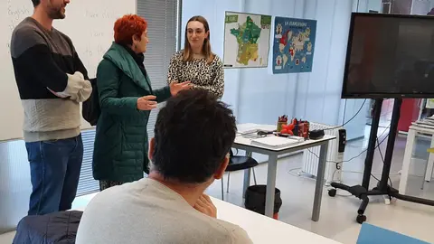 Rubén Arroxo y Maite Ferreiro visitaron la Casa das Linguas de Lugo