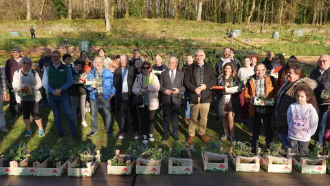 270325 Entrega hortos