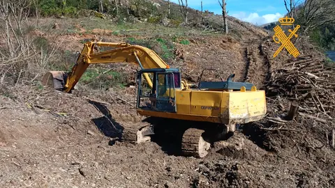 Martillo hidráulico sustraído de las obras de la A-6 en Baralla