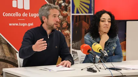 Rubén Arroxo explicó el proyecto de peatonalización de la rúa Milagrosa