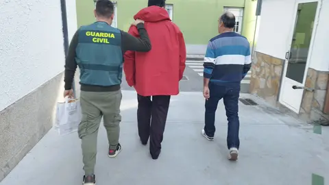 La Guardia Civil detuvo en Lugo a un vecino de 49 años por estafa