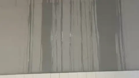 FOTO GPP Chove no interior do Paciño (2)