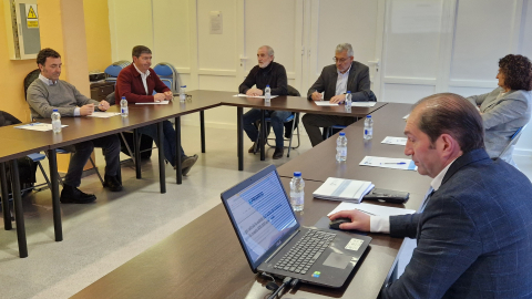 Miguel Fernández se reunió con los empresarios de los polígonos de As Gándaras y O Ceao