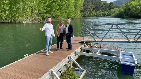 Ameijide, Fernández e Corujo - pantalán Augas Mestas (1)