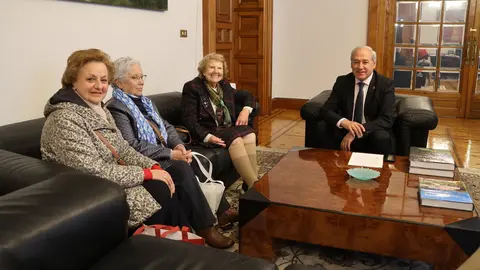 160525 Reunión Asociación Viúvas