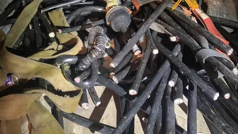 Cable telefónico sustraído en Quiroga por cuatro vecinos de Ponteareas