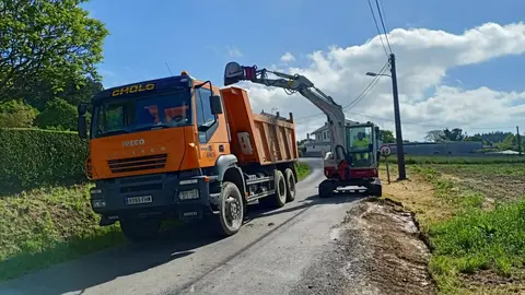 260525 Obras na LU-P-1702