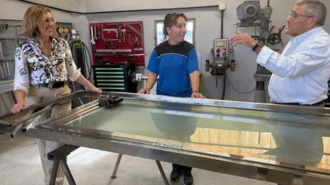 Raquel Arias e José Manuel Mato en Talleres Ángel 01