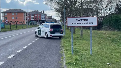 La Guardia Civil, en Castro de Rei