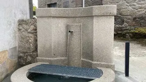 fonte da ponte, en Chantada