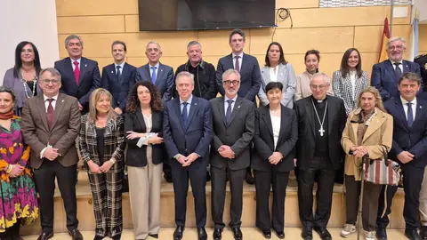 20251217_Conselleiro Sanidade Colexio M&eacute;dicos Lugo1