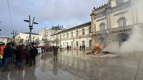 Protestas de los ganaderos en la Praza de San Marcos