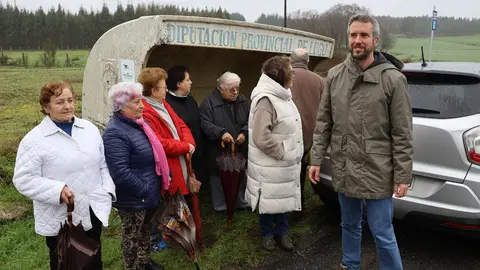Rub&eacute;n Arroxo visit&oacute; el plan piloto de transporte para el rural