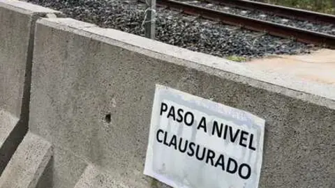 Paso a nivel clausurado - Lugo
