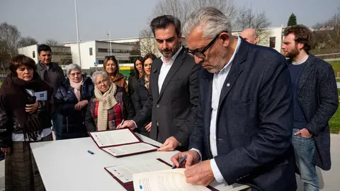 03042026_La Xunta y el Concello de Lugo firmaron el convenio de la cesi&oacute;n del aparcamiento disuasorio de la avenida Breog&aacute;n. 
PRADERO