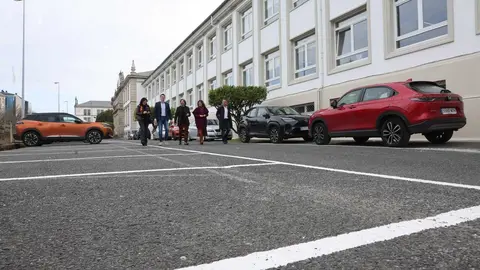 Los aparcamientos del IES Lucus Augusti abren fuera del horario lectivo