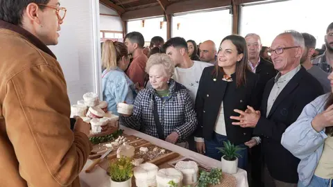 030426 FOTO2 A Presidenta pregoa a Feira do Queixo do Cebreiro