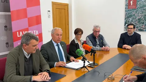 Presentaci&oacute;n La Vuelta Femenina en Monforte