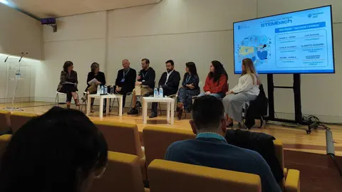 La UNED de Lugo estuvo presente en las jornadas de STEMbach