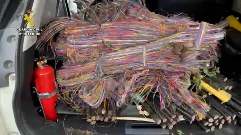 Cable de cobre recuperado por la Guardia Civil en Triacastela
