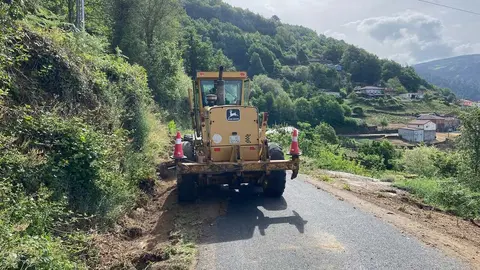 270426 Obras na LU-P-4104