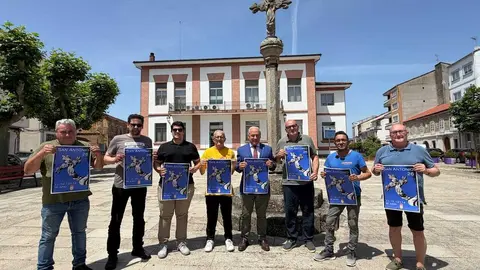 Alcalde e comisi&oacute;n de Festas de San Antonio
