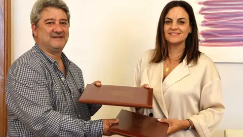 100626 Convenio con Ribas de Sil