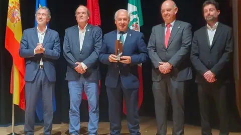 Premio Escoba de platino para Monforte
