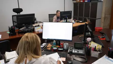 Persoal da Deputaci&oacute;n traballando