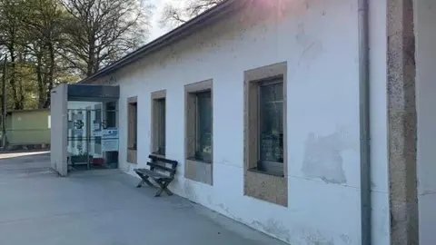 FOTO GUITIRIZ - O Concello de Guitiriz rexeita un novo peche do Consultorio de Parga durante o ver&aacute;n e esixe ao Sergas que garanta a atenci&oacute;n sanitaria