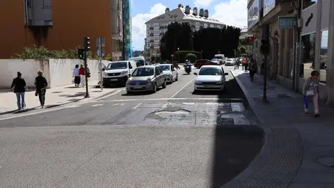 Baches en un paso de peatones en San Roque